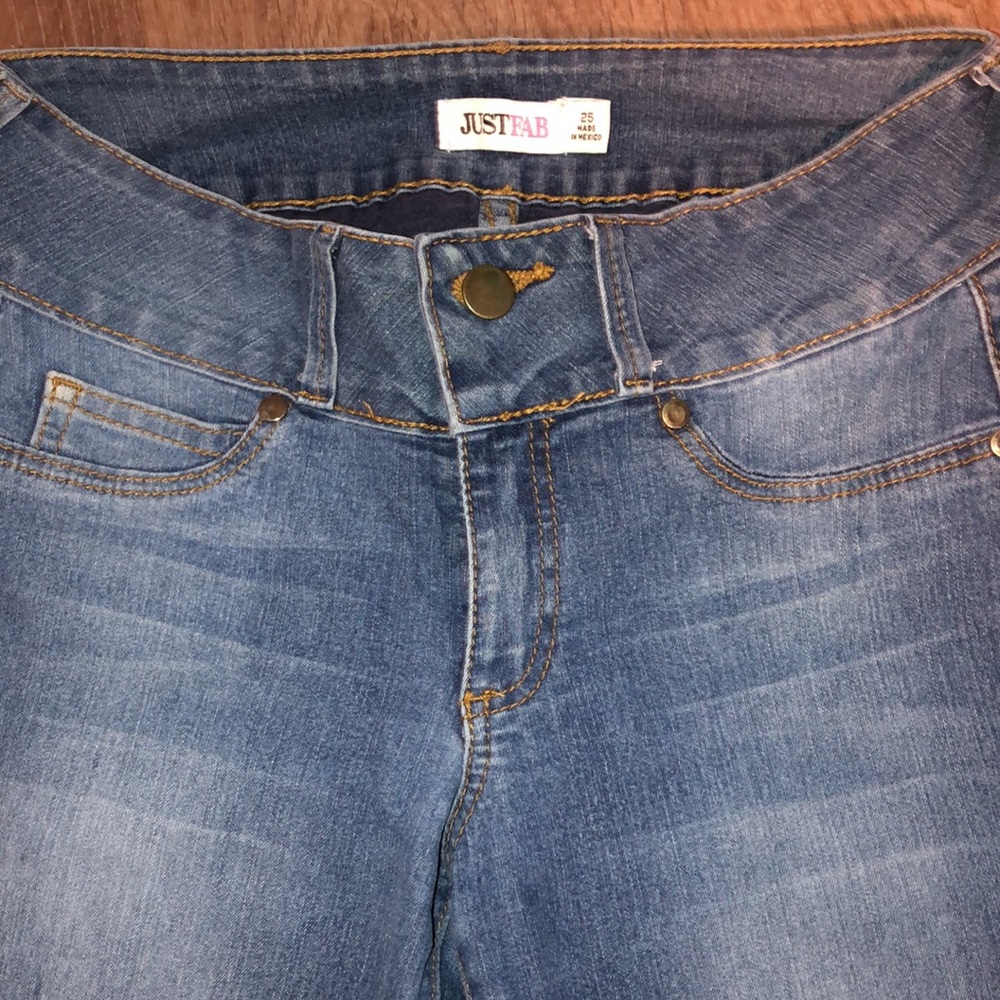 Ladies jeans - Picture 2 of 3